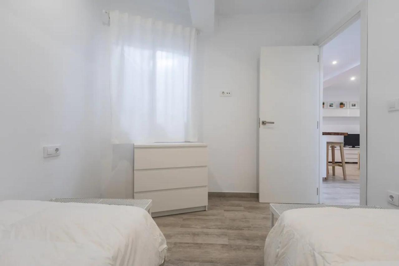 Апартаменти Apartamento Cerca Del Mar, Del Puerto Y Del Centro Валенсія Екстер'єр фото